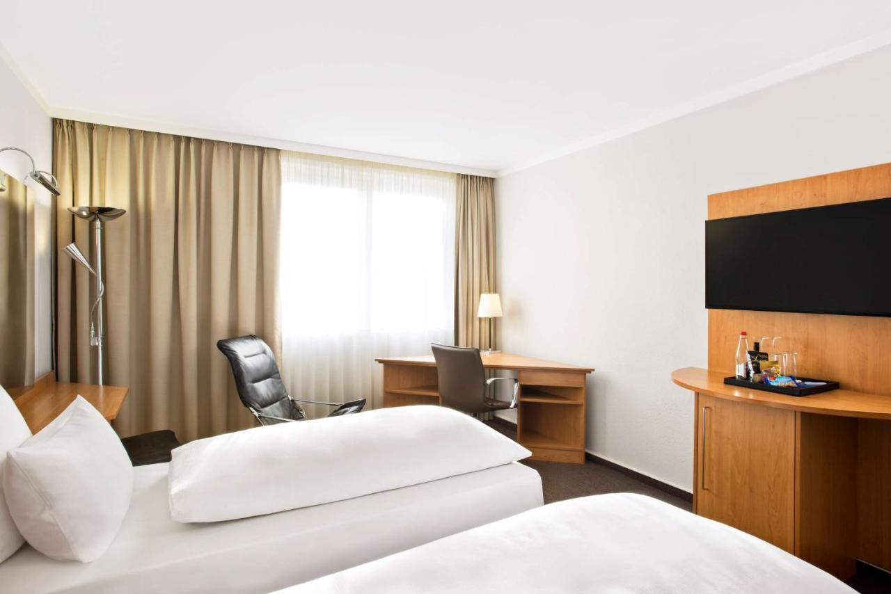 Nh Frankfurt Airport West Hotel Raunheim Esterno foto